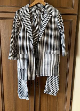 Брючний костюм