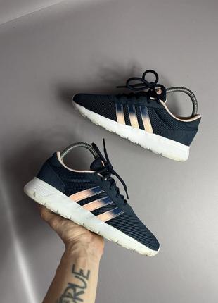 Жіночі кросівки adidas1 фото