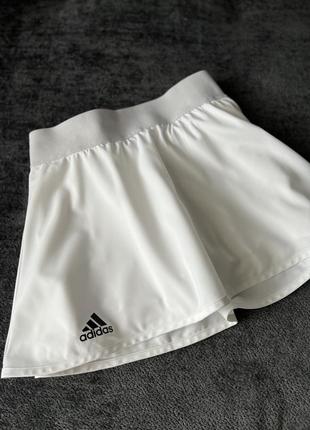 Білі спортивні шорти спідниця adidas1 фото