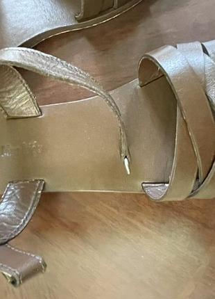 Босоножки  mango 32 р кожа