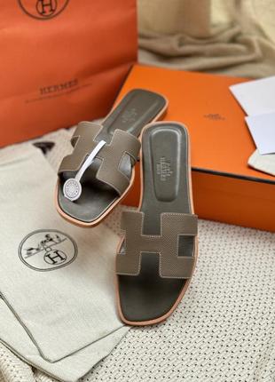 Шлепки шлепанцы в стиле hermes