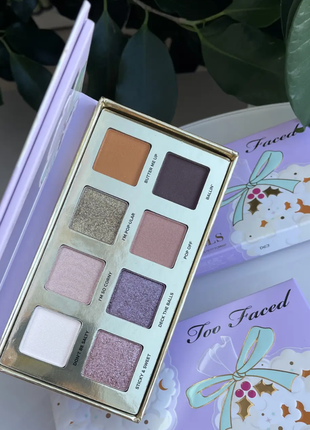 Палетка тіней too faced - popcorn balls eyeshadow palette, палетка теней too faced4 фото