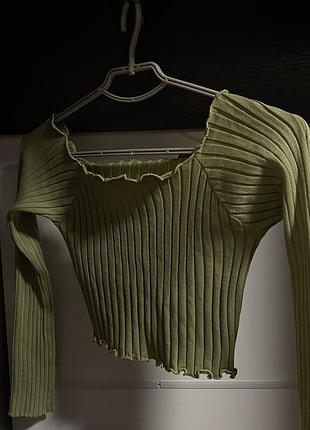 Топ с открытыми плечами