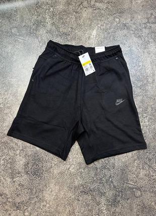 Шорти nike tech fleece