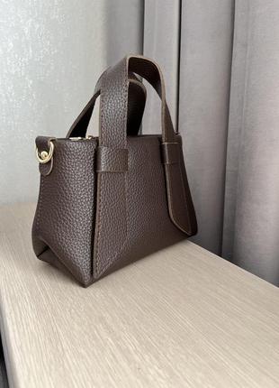 Трендовая коричневая женская сумка тоут мини3 фото