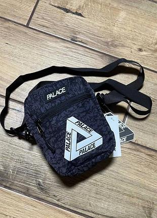 Заїхали сумкки place
в черном цвете