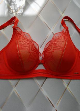 Шикарный бюстгалтер)))размер 80д