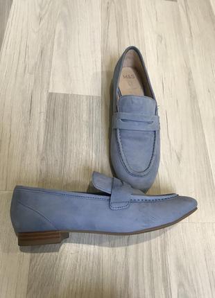 Стильні замшеві блакитні туфлі лофери оксфорди m&s р.372 фото