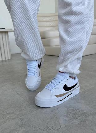 Женские кроссовки nike air jordan 1 retro розовые с белым