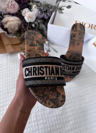 Крістіан діор шльопки cristian dior sandal brown premium