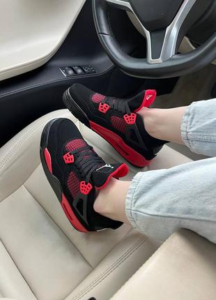 Жіночі кросівки jordan 4 red thunder