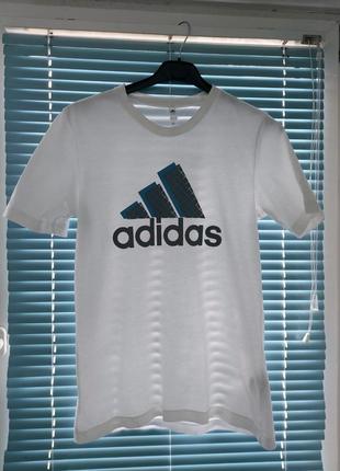 Футболка adidas (xs)