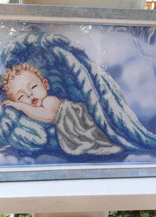 Картина бисером "ангелочек"