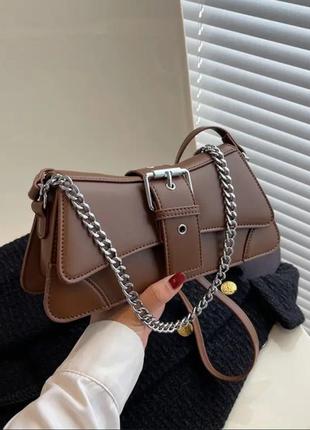 Шикарна сумка коричнева сумка багет з коротким ремінцем трендова  сумка