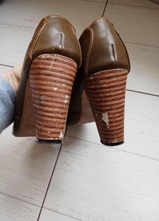 Туфлі італія  хакі лакові шкіряні лофери6 фото