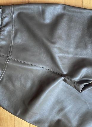 Кожаные брюки