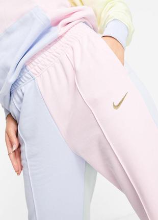 nike mini metallic swoosh oversized pastel colour block joggers 635 162782965