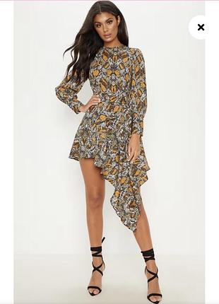 Цікава стильна сукня