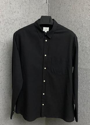 Черная рубашка от бренда h&m