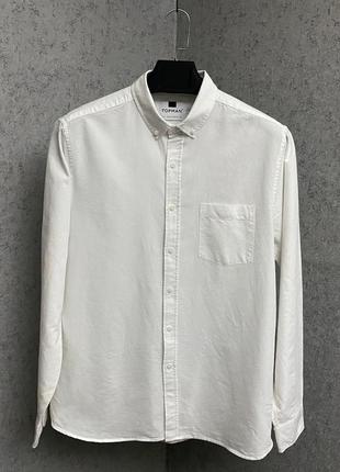 Белая рубашка от бренда topman