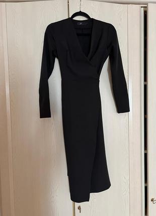 Платье на затин из костюмной ткани