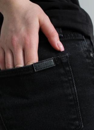 Женские джинсовые шорты на лето carhartt черного цвета3 фото