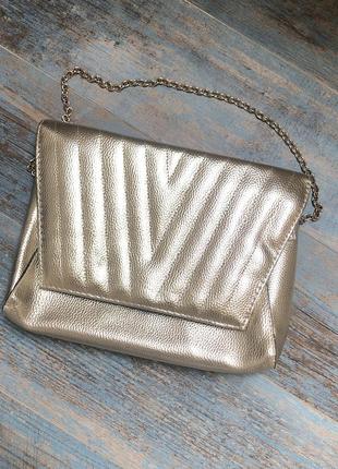 Блискуча сумочка
