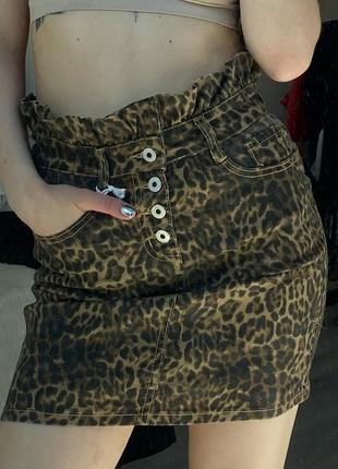 Трендовая леопардовая юбка