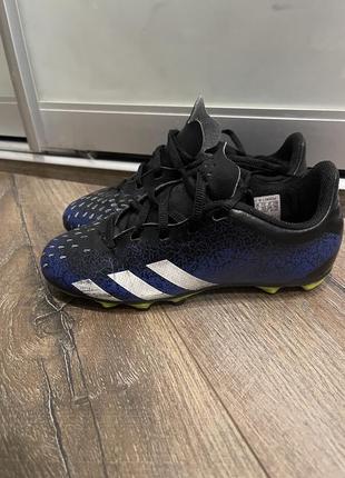 Бутси adidas predator