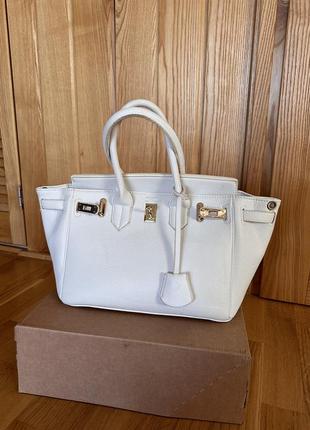 Крутезна сумка в білому кольорі з лого hermes🤍1 фото