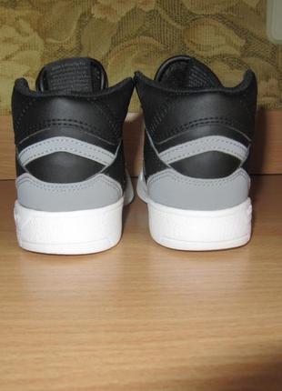Демисезонные ботинки хайтопы высокие кроссовки adidas адидас2 фото