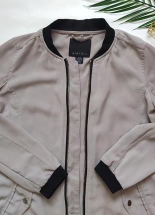 Базовый удлиненный бомбер amisu в сост. нового, ветровка куртка кардиган тауп тауповый3 фото