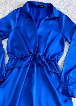 Синее сатиновое платье prettylittlething5 фото