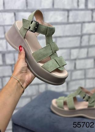 Босоножки женские на платформе