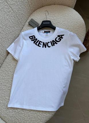 Футболка balenciaga