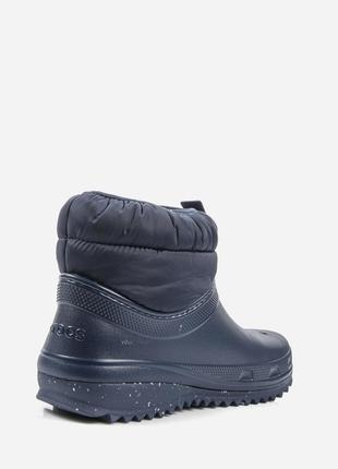 Зимние ботинки дутики crocs classic neo puff shorty cruz !4 фото