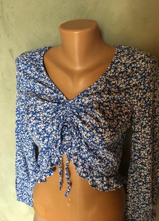 Топ з довгими рукавами, блуза в квітах