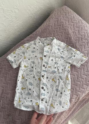 Рубашка літня на літо теніска для хлопчика 98 розмір 2-3 роки біла сорочка з малюнками дитяча