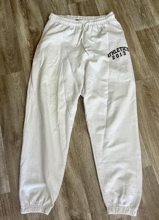 Білі штани спортивні boohoo man джогери оверсайз вільні на манжетах/гумці9 фото