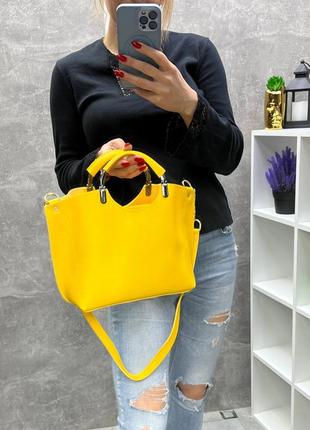 Женская стильная и качественная сумка из эко кожи желтая3 фото