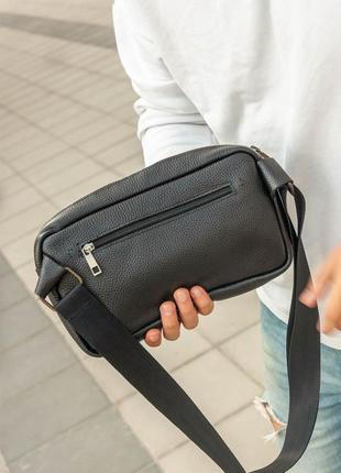 Мужская шикарная качественная и стильная сумка слинг из натуральной кожи черная4 фото