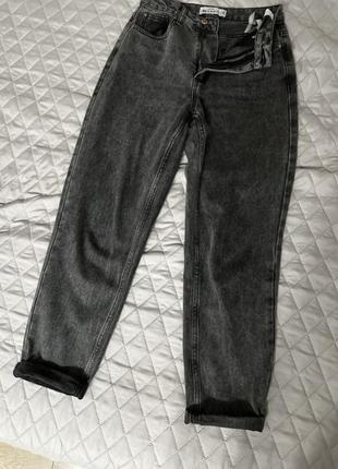 Сірі жіночі  джинси denim