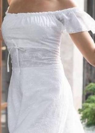 Біла сукня на завязках5 фото