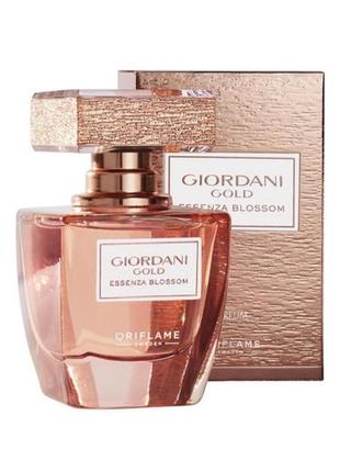 Парфуми giordani gold essenza blossom [джордані ґолд есенца блосом] oriflame оріфлейм