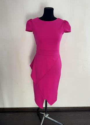 Малиновое розовое платье платья размера с