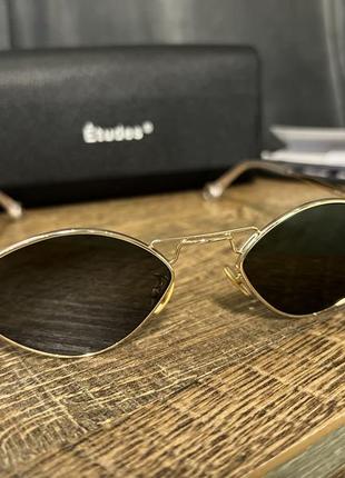 Солнцезащитные очки etudes7 фото