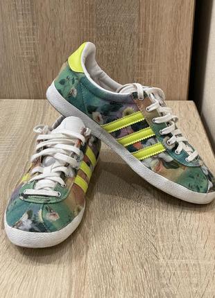 Кеды, кроссовки женские adidas