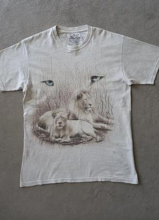 Брендова футболка the mountain.