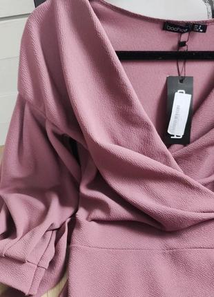 Розовое миди платье на запах с открытыми плечами от boohoo, размер s4 фото