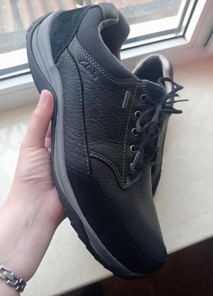 Термо кросівки clarks